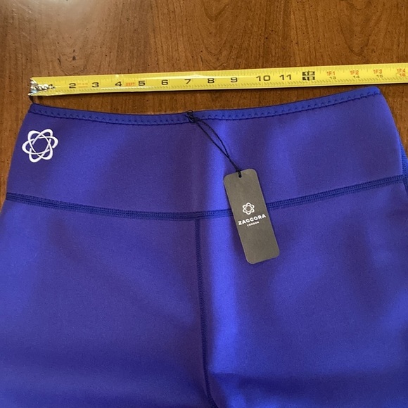 🌸NWT ZAGGORA Hot Pant Workout Capri Legging - womens size 2XL - Picture 9 of 12